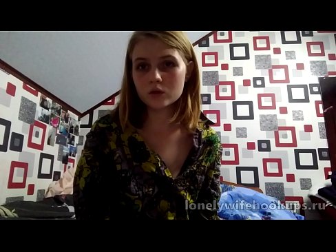 ❤️ Mahasiswa pirang enom saka Rusia seneng kontol sing luwih gedhe. Saru ayu ing jv.xlxxporno.ru ❌